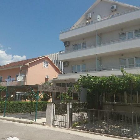 Mona&Mike Apartments Tivat Extérieur photo